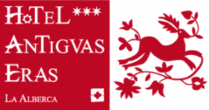 Logo del Hotel Antiguas Eras de tres estrellas en La Alberca, Sierra de Francia, con escudo medieval rojo.